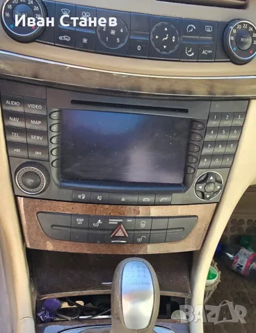 Медия Mercedes W211 2004 год.