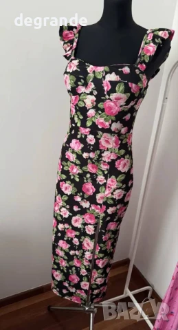 Кокетна дамска рокля със вградени чашки , снимка 2 - Рокли - 50990505