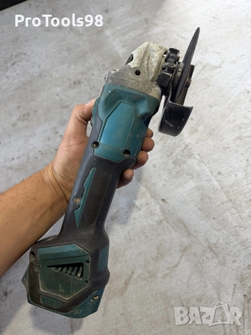 Makita DGA511 безчетков ъглошлайф, снимка 4 - Ъглошлайфи - 56120625