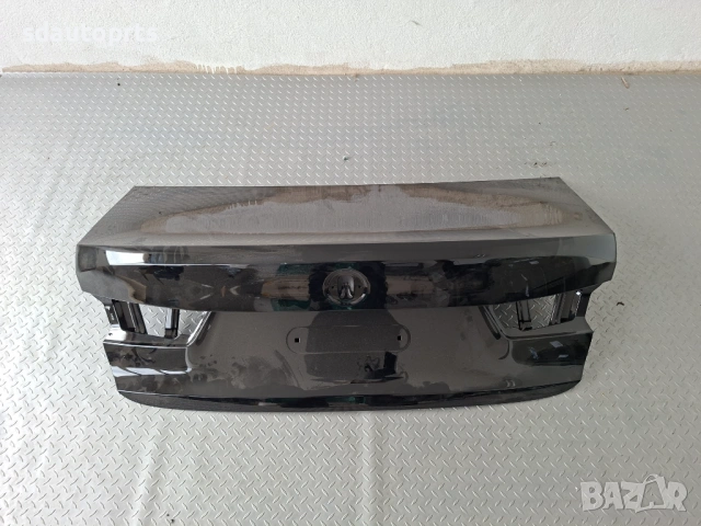 Като Нов Оригинален Заден Капак Багажник BMW G20 Черен , БМВ Г20