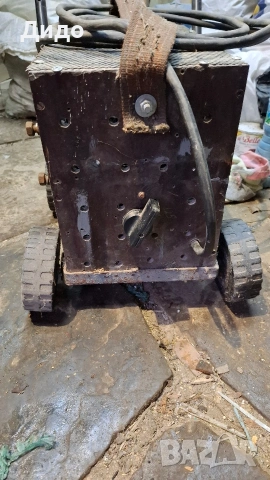 Правен електрожен 