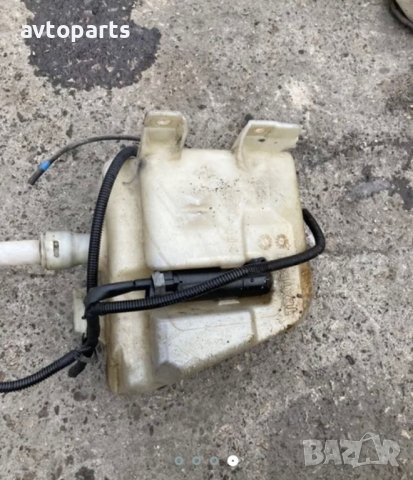 Nissan primera 2003година казан чистачки и предни калобрани