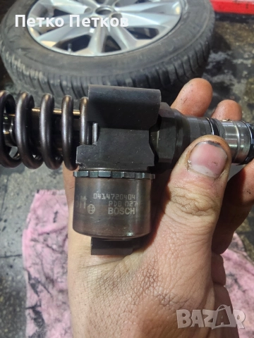 Bosch дюзи 2.0тди, снимка 2 - Части - 52642573