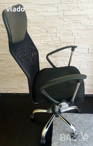 Офис стол, снимка 4 - Столове за офис - 50845414