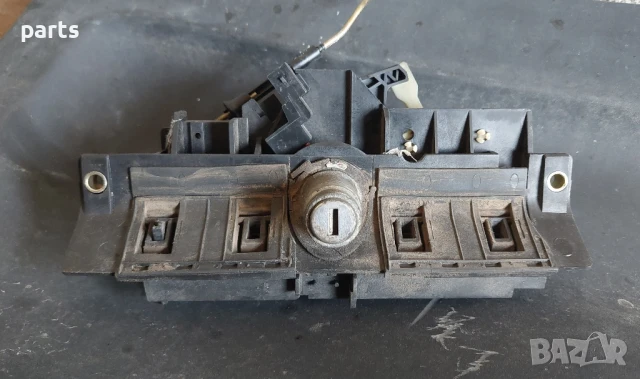 Ключалка Заден Капак Ауди A3 8L
(2) - 8D9827565 - 4B0827565, снимка 3 - Части - 50611102