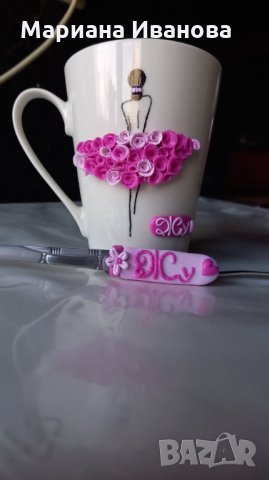 декорирани чаши и лъжички