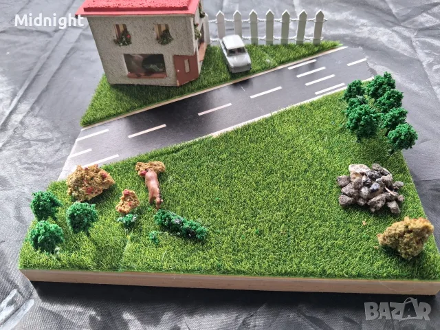 Диорама "Къщурка с Трабант", снимка 2 - Други игри - 56224215