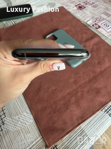 iphone 11 Pro - Midnight Green 256GB, снимка 4 - Apple iPhone - 56321746