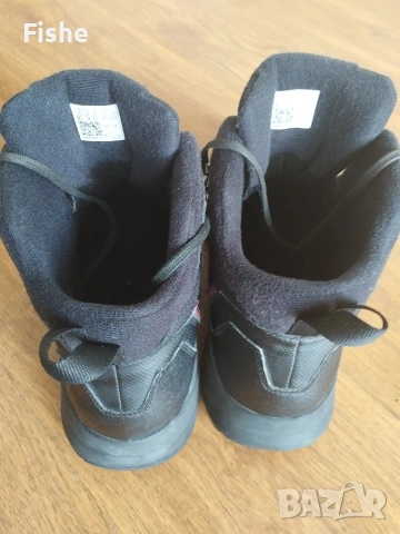 Продавам туристически обувки Adidas Terrex Rain Rdy, снимка 8 - Мъжки боти - 54249355