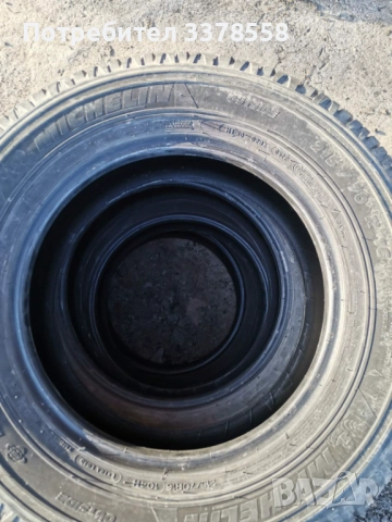 Продавам зимни гуми 215/70/16, снимка 2 - Гуми и джанти - 52848652