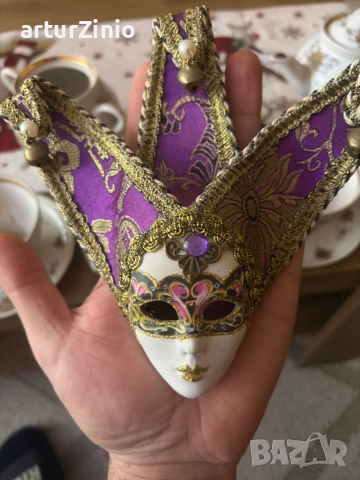 Венецианска маска