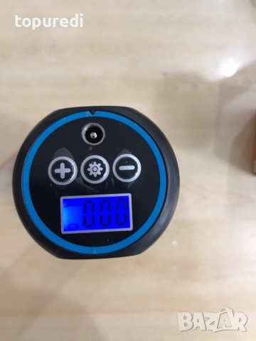 Акумулаторен мини компресор KREMER, снимка 6 - Други инструменти - 52637106