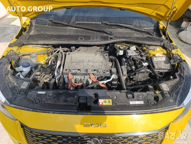 Пежо 208 Е208 / Peugeot 208 2 - 1,2I и E208 - на части, снимка 12 - Автомобили и джипове - 53908297