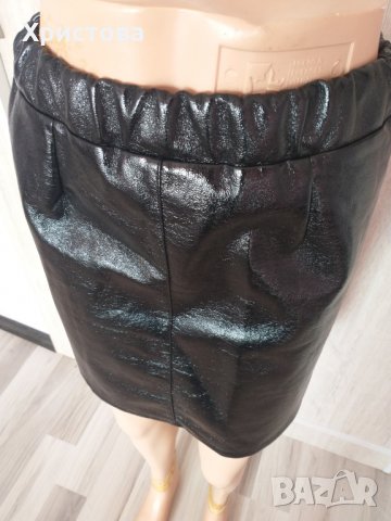 Актуална лачена пола в черно - 12,00лв., снимка 5 - Поли - 29314685