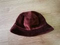 Кафява шапка от плюш с периферия, снимка 1