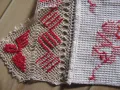 Стара кърпа,ръчна бродерия и ръчно плетена дантела, снимка 8