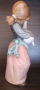 Порцеланова фигурка LLARDO,статуетка ,  момиче с гъска , снимка 1 - Статуетки - 44567069