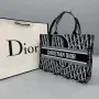 Christian Dior Дамска Чанта Тип Торба Кристиян Диор - Налични Различни Цветове Код D1637, снимка 3