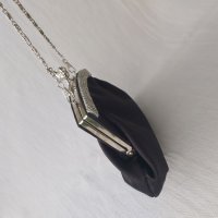 Черна малка сатенена официална чантичка с камъчета , за повод, снимка 10 - Чанти - 40507562