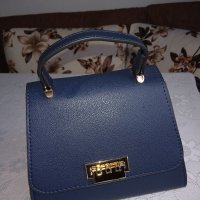 Нова дамска чанта , снимка 1 - Чанти - 38750516
