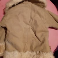 Уникално палтенце от естествена кожа, снимка 3 - Детски якета и елеци - 31916890