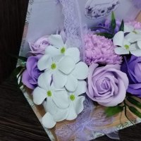 Кутия книга със сапунени цветя, снимка 3 - Подаръци за жени - 40305124