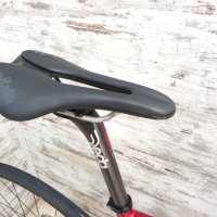 Стоманен шосеен велосипед Dedacciai Strada Disc SRAM AXS , снимка 6 - Велосипеди - 39608582