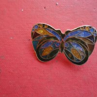 Уникална позлатена брошка с емайл Пеперуда, снимка 3 - Други - 40083719