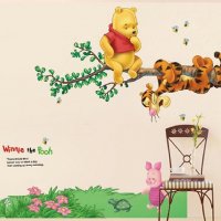  Мечо Пух Winnie The Pooh Прасчо и Тигъра на клон стикер постер за стена лепенка декорация, снимка 1 - Други - 30056335