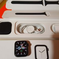 Apple Watch S4 GPS + Cellular, 44mm Stainless Steel, снимка 9 - Смарт часовници - 37135804