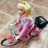 Кукла Барби кара велосипед-играчка с батерии, снимка 1 - Електрически играчки - 37455083