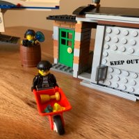 Lego City 60046 - Наблюдение с хеликоптер, снимка 8 - Конструктори - 37393034