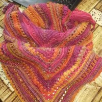 Ръчно плетени шалове , снимка 5 - Шалове - 34435000