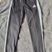 Долнище Adidas размер М, снимка 1 - Спортни дрехи, екипи - 44489301