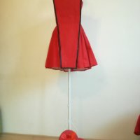 Елегантна червена рокля, снимка 1 - Рокли - 29088860