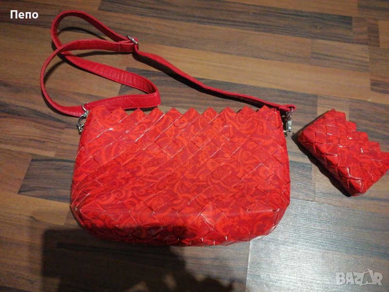 Червена чанта и портмоне , снимка 1