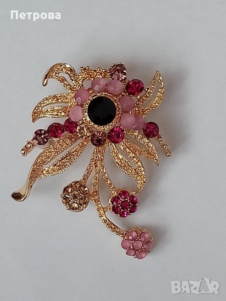 Брошка с камъни , снимка 1