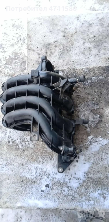 Смукателен колектор за Волксваген Голф 4 2000г 1.4 бензин 75к.с, снимка 1