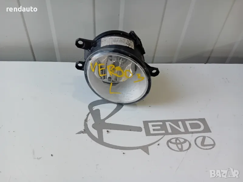 81221-0f020 Ляв халоген Toyota corolla verso 3, снимка 1