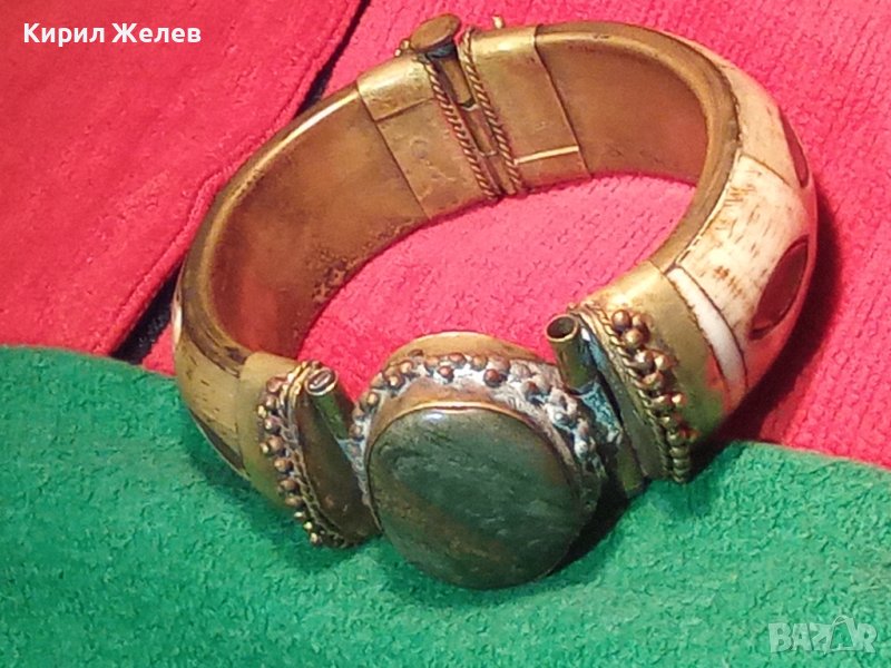 СТАРА НЕФРИТЕНА ТИБЕТСКА ЕТНОГРАФСКА БРОНЗОВА ГРИВНА с ОБКОВ от РОГ МАЙСТОРСКА РЪЧНА ИЗРАБОТКА 26205, снимка 1