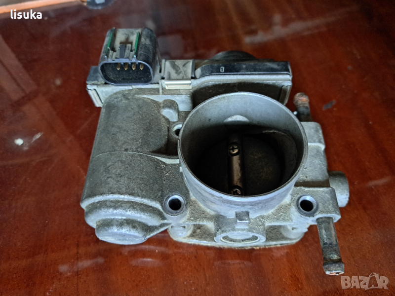 Дроселова клапа за Опел Астра Н 1,6 бензин 105коня , снимка 1