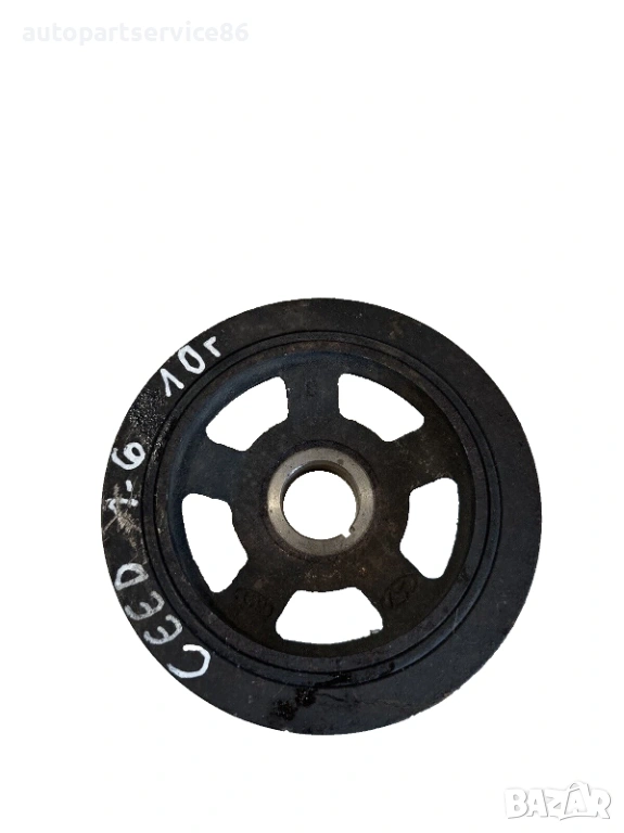 Шайба на колянов вал за двигател D4FB за KIA Ceed 1.6 CRDi (2008), снимка 1