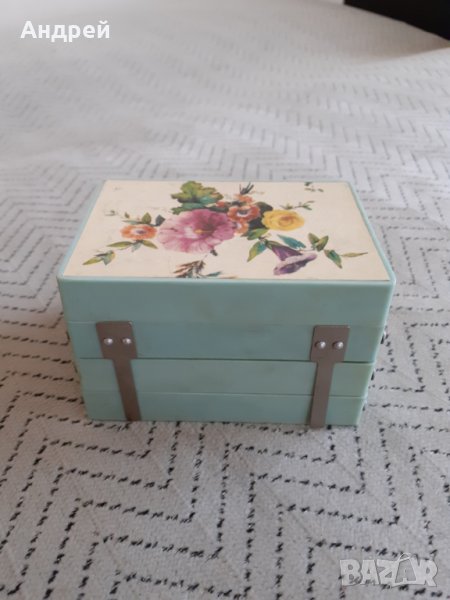 Стара детска сувенирна кутия за принадлежности, снимка 1