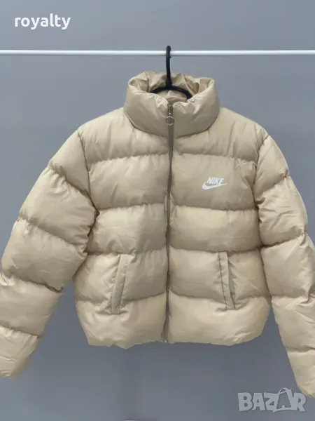 Nike късо бежово дамско яке , снимка 1