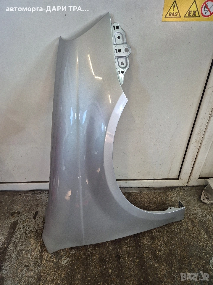 Калник преден десен за Фолкваген Голф 5 Комби, снимка 1