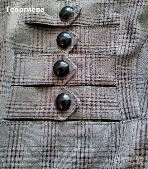 Сив кариран сукман с ефектно деколте, снимка 1