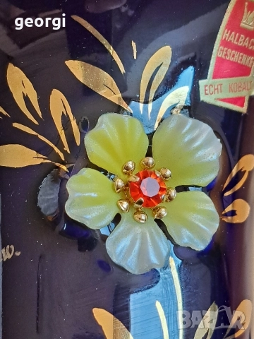 немска порцеланова ваза кобалт с позлата , снимка 2 - Вази - 52789514