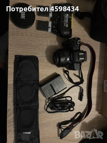 Canon m50 с два обектива 
