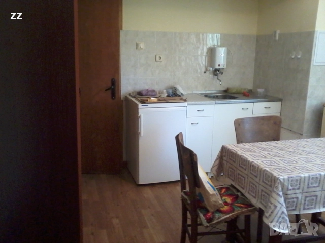 Давам самостоятелна стая с баня и тоалетна под наем, снимка 4 - Стаи под наем - 52276256