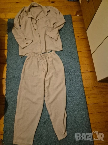 бежов летен костюм Радис